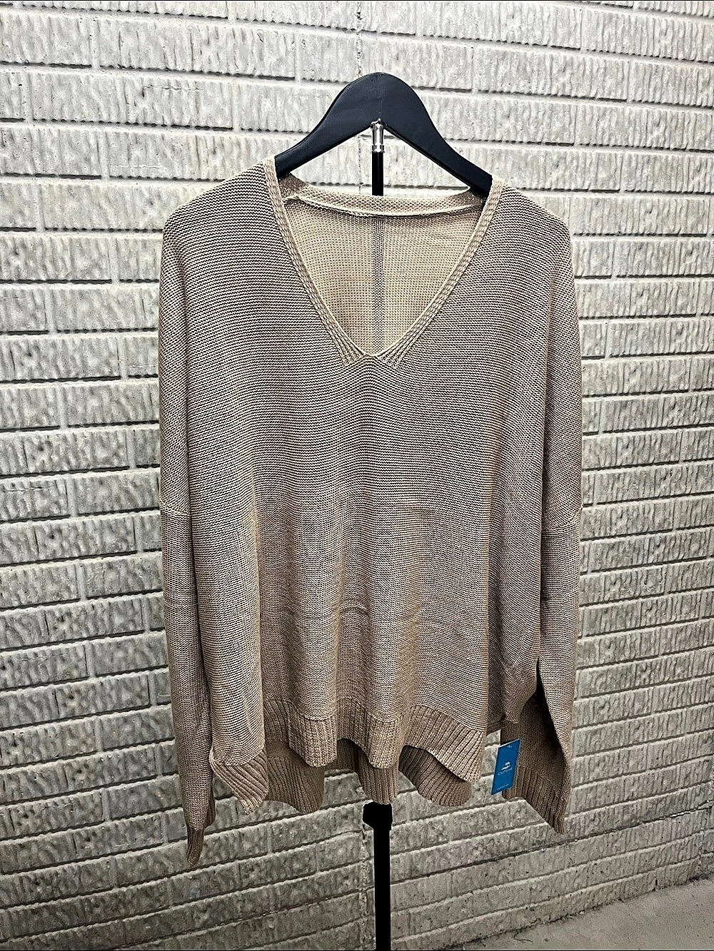 Cupshe V-Neck Sweater in Brown Size Large NWT